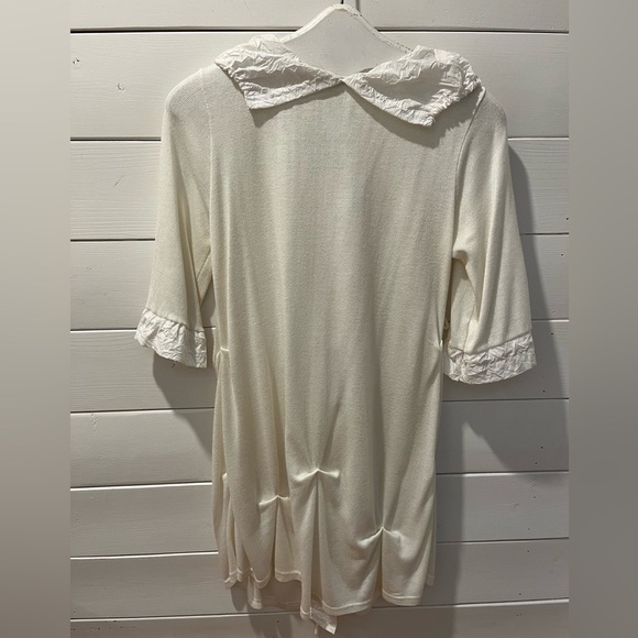 🤍Unbranded off-white tunic with unique crinkled fabric , estimated size S/M. - Picture 8 of 8